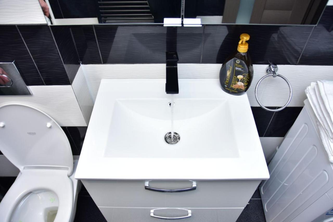 Apartament Dabe Hd Хунедоара Екстер'єр фото