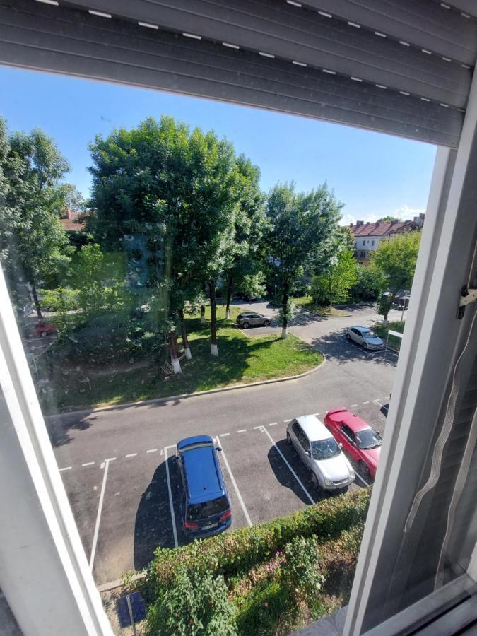 Apartament Dabe Hd Хунедоара Екстер'єр фото